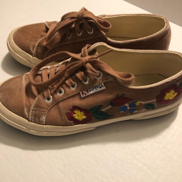 Superga floral print sneakers size 6 1/2 - Picture 2 of 16